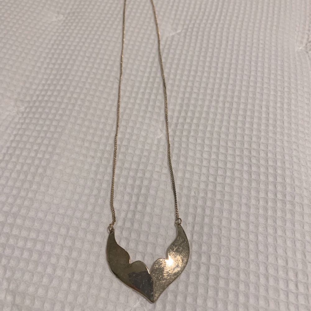 Gold Sea Tail Necklace